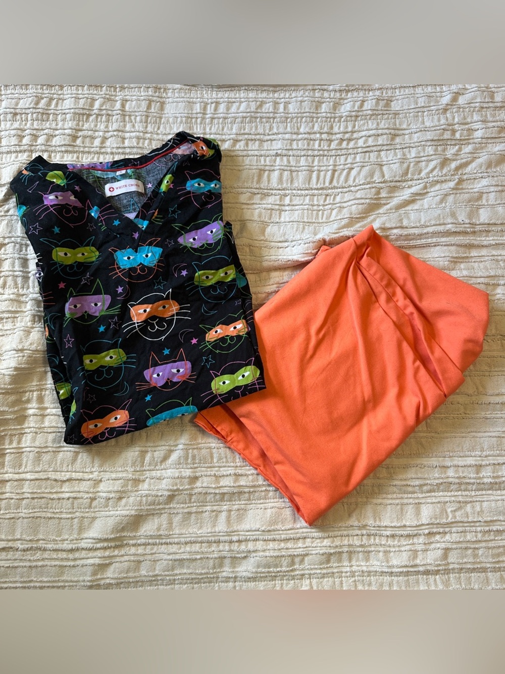Cat print scrub set